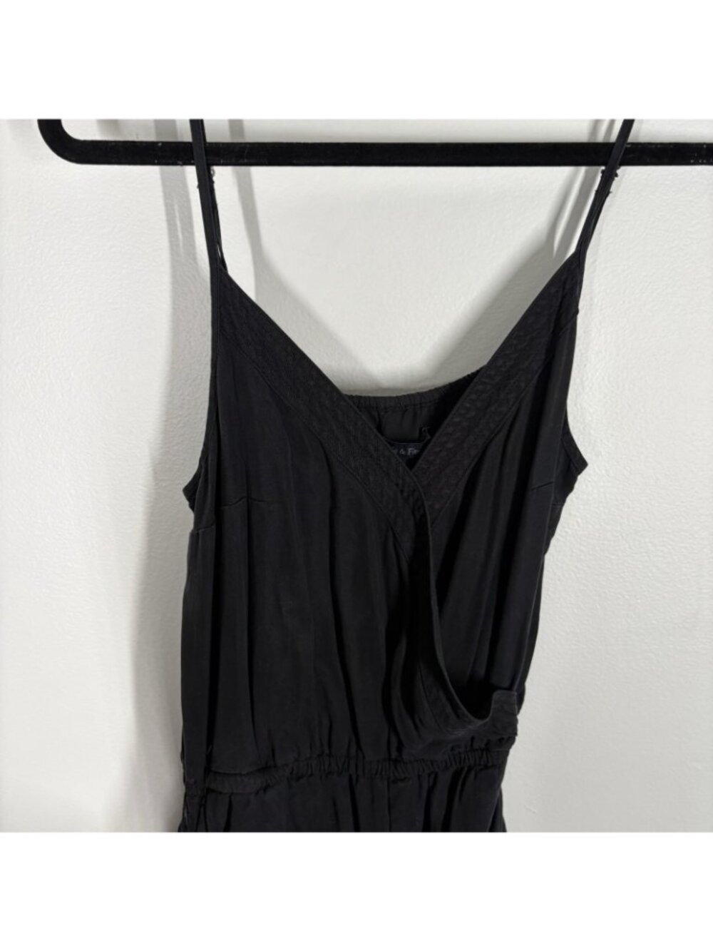 Abercrombie & Fitch Wmn S Black Sleeveless Tie Waist Surplice Utility Romper NWT - Picture 5 of 12